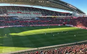 名场面！韩国队冰球大赛眼看不敌居然恶意犯规，中国队上去群殴